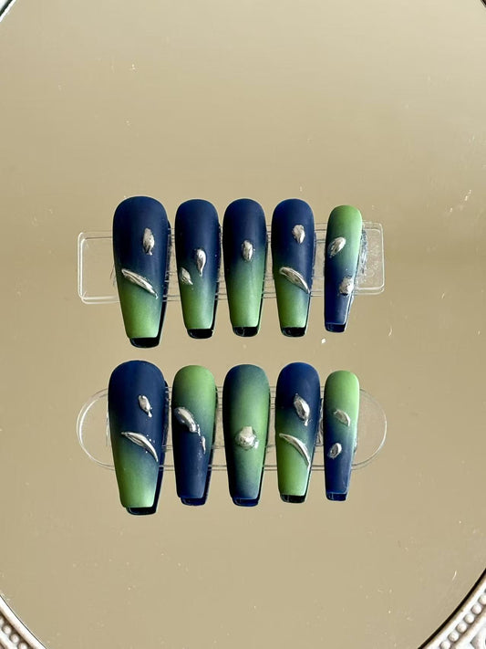 nail